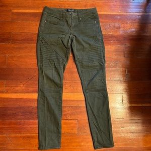 Seven7 Olive Green Skinny Pants, Size 2
